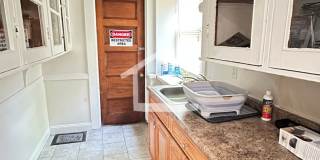 Gorgeous modern entire home perfect for large student groups available 9/1/2027 Gallery 14