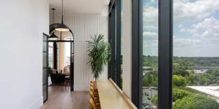 Emmi Midtown Gallery 58