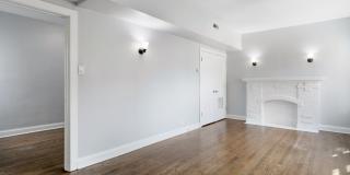 1106 W Glenlake Ave Gallery 2