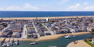 Modern Furnished Balboa Peninsula Beach House with Rooftop Deck Gallery 44