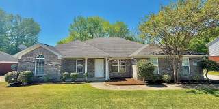 Beautiful 4-Bedroom Home in a Prime Location! Gallery 1