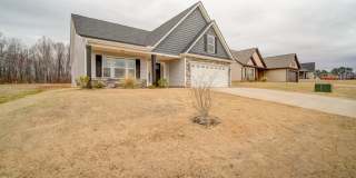 Wonderful Home On Large Lot, District 5 Schools Gallery 1
