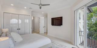27 Marina Gardens Drive Gallery 47