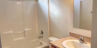 Pet Friendly town house for rent Gallery 8