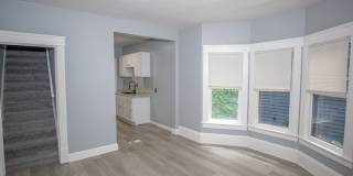 Newly Renovated 4BR/2BA - 1215 E 113th St Gallery 17