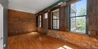 1470 North Milwaukee Avenue Gallery 6