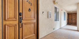 5132 West Maplewood Avenue, #202 Gallery 20
