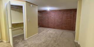 3 Bedroom 2 1/2 Bathroom Townhouse- CLOSE TO MSU- Gallery 19