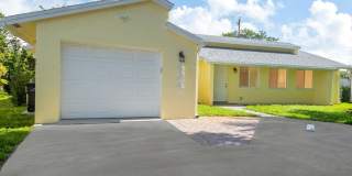 324 S Chillingworth Drive Gallery 1