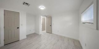 2421 Northwest 18th Street Gallery 23