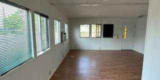 Cute 2-Bedroom & 2-Bathroom Single Family Home for Rent! Gallery 5