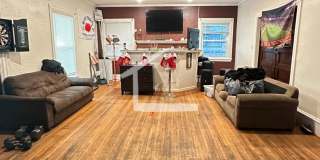 Gorgeous modern entire home perfect for large student groups available 9/1/2027 Gallery 1