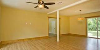 Great Home in Windsor Park Gallery 6