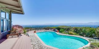 Private Saratoga Mountain Retreat Just Minutes from Downtown Gallery 1