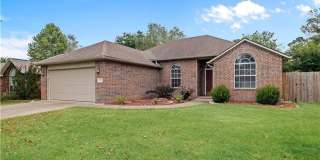 Spacious Split Floorplan with a Private Backyard in an Unbeatable Location! Gallery 1