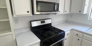 2181 Euclid Avenue Gallery 28