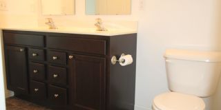 4 bed/3 bath Split-foyer. Great Location! Gallery 17