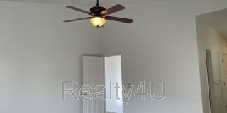 4081 Rivermist Lane North Gallery 9