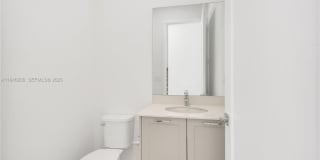 8037 NW 42nd St Gallery 14