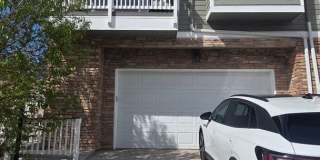 Modern 4 Bedroom 5 Bath Townhome - With Lots of Natural Light and Great Views! Gallery 3