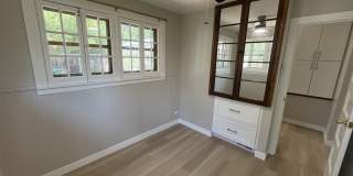 1649 ROSLYN ST Gallery 14