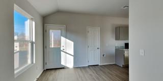 1029 E Stetson Ln Gallery 5