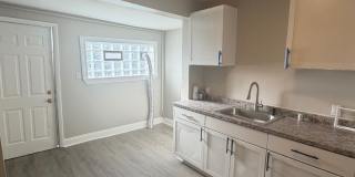 2 BED + BONUS ROOM! 1 BATH HOME! Gallery 1