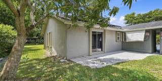7196 SW 22nd Pl Gallery 25