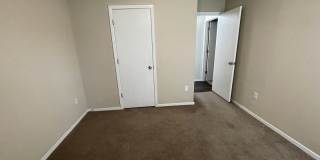 10014 Raspberry Oak Gallery 16