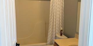 Fantastic 3 Bedroom 2 bath home on a pond Gallery 20