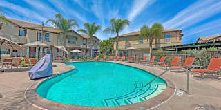 Spacious 2BD/3BA Condo in Chula Vista with Walk-In Closet, Community Pool & 2-Car Garage Gallery 18