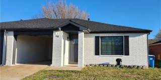 9 Holly  DR Unit #B Gallery 1