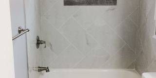 Maple Eastlake Apartments Gallery 17