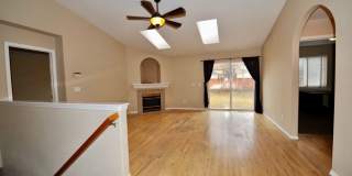 CDA Place Neighborhood- 4 bed with basement, cul de sac Gallery 11