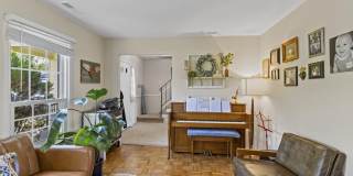 1435 CROFTON Parkway Gallery 5