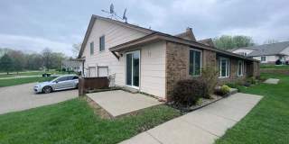 Updated 2br/1ba Townhome in Apple Valley - $500 off first months rent if you move in by 5/1 Gallery 1