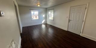 Charming 2 Bedroom Home Minutes from Downtown Greenville Gallery 3