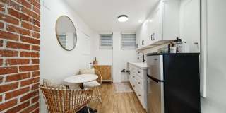 2154-B Union St Gallery 2