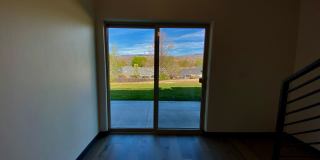 Close to Micron, 3 Bedroom 3 bath w/ a Million Dollar View! Gallery 88