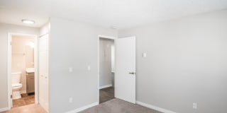 Fox Pointe Gallery 19