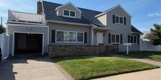 400 E Beech Gallery 1