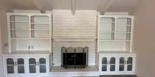 Adorable 2 bedroom 2 bathroom with 1 car garage attached Gallery 7