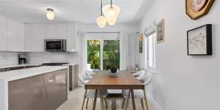 930 N 11th Ct Gallery 15