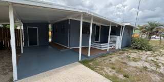2 Bed 1 Bath Single Family w/ Fenced Backyard Gallery 1