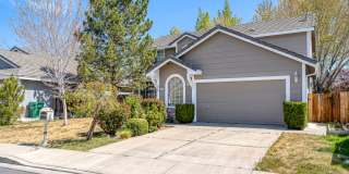 Fully Furnished Modern Home With Great Location Gallery 40