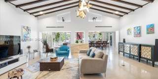800 SW 12th Gallery 12