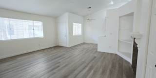 1612 North Torrey Pines Drive - 104#104 Gallery 5