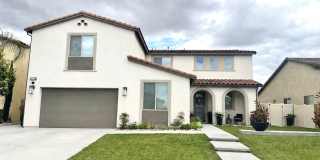 Spencer Crossing 5 Bedroom Modern Pool Home Gallery 3