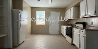 ****413 - B Hickory St. - Pineville Gallery 3