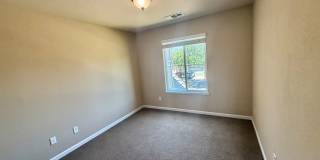 Charming 4 Bedroom Home in Springlake Gallery 29